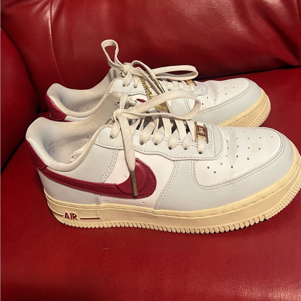 Nike Women's Air Force 1 ‘07’